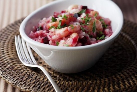 RISOTTO WITH TIGER PRAWNS AND BEETROOT