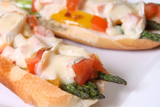 SUMMER VEGETABLE CROSTINI